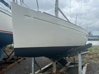 Beneteau First 211