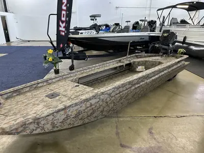 2026 Aluma-Weld/Xpress BAYOU 180