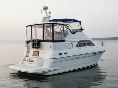 2001 Cruisers 3750 MOTORYACHT