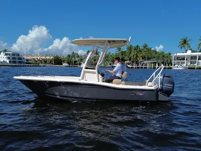 2023 Scout 195 Sportfish