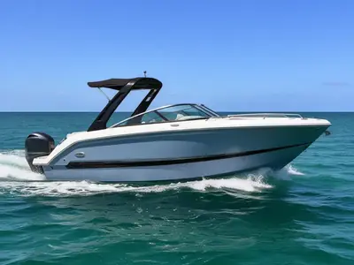2023 Chaparral 250 OSX