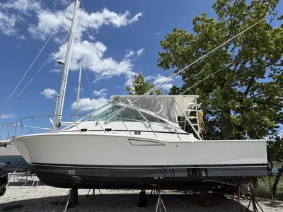 1999 Cabo 35 Express
