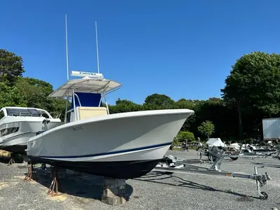 2013 Contender 28 Sport