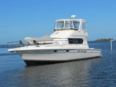 2001 Silverton 42 Convertible