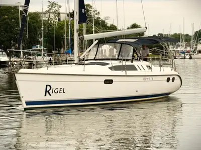Hunter 380