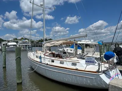 1981 Gulfstar 44