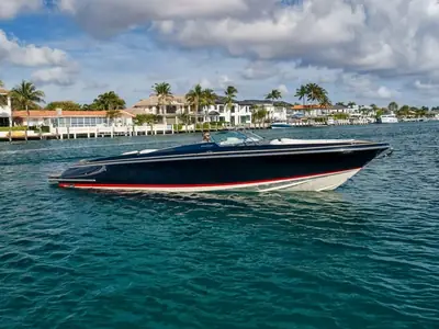 2021 Chris-Craft Launch 34