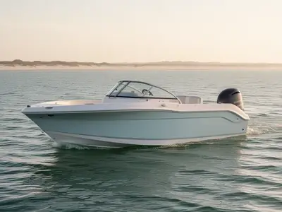 2021 Robalo R207 Dual Console
