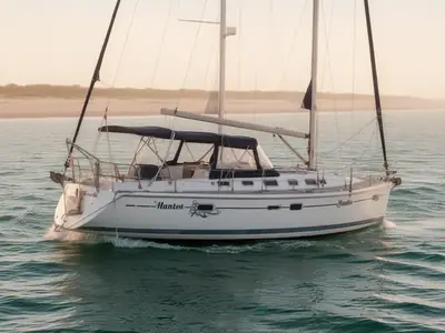 2003 Hunter 466