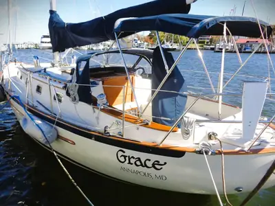 1997 Pacific Seacraft 37