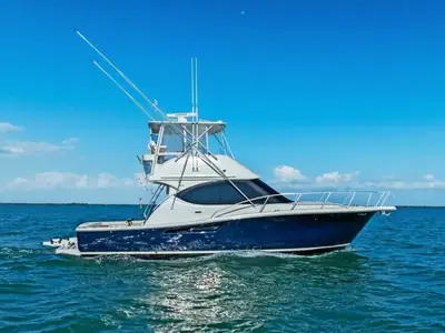 Tiara 3900 Convertible