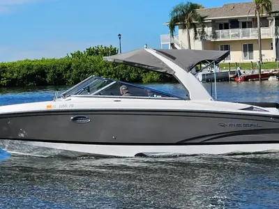 Regal 2700 Bowrider