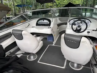 2011 Sea Ray 205 Sport