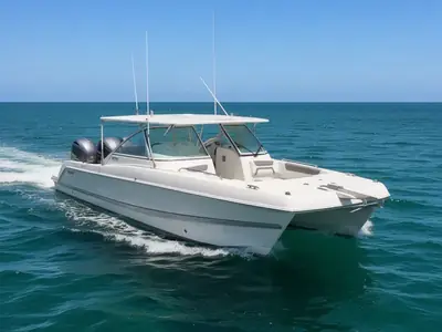 2019 World Cat 230 DC