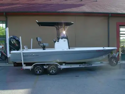 2022 Nautic Star 227 XTS
