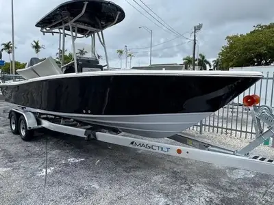 Sea Chaser 26 LX