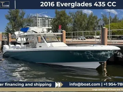 2016 Everglades 435 CC