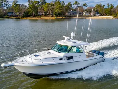 2015 Pursuit OS 385 OFFSHORE