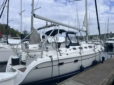 2006 Hunter 38