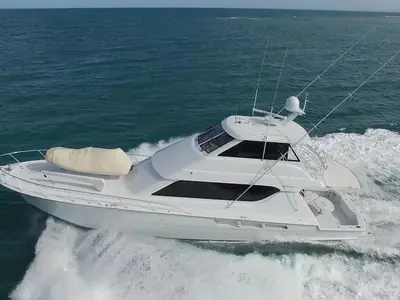 2004 Hatteras Convertible