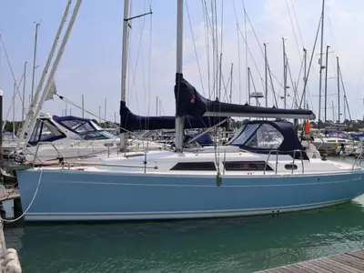 2010 Hanse 325