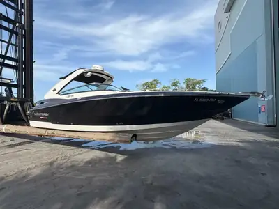 2014 Monterey 328 SS