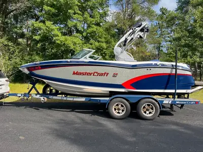2015 MasterCraft X20