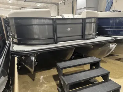 2025 Starcraft EXS 3