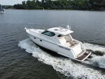 2008 Tiara 4300 Sovran