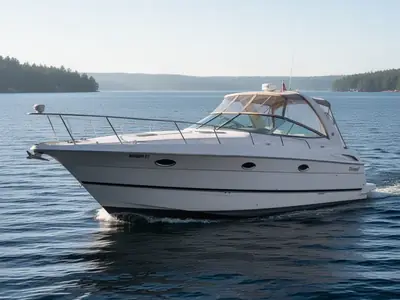 2004 Cruisers 370 Express