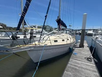 1997 Island Packet Packet Cat 35