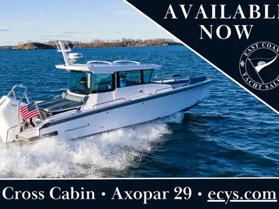 2026 Axopar 29 XC Cross Cabin