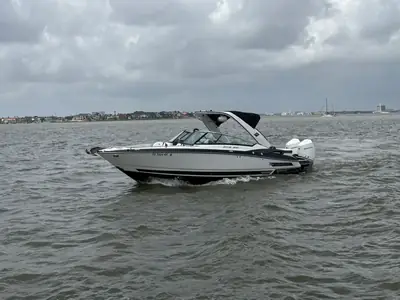 2019 Monterey 305 SS
