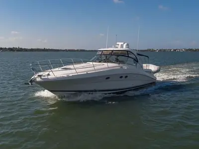 2005 Sea Ray 420 SUNDANCER