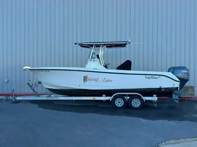 2006 Edgewater Power 245CC