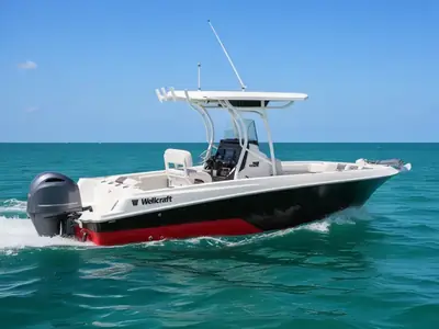2019 Wellcraft 222 Fisherman