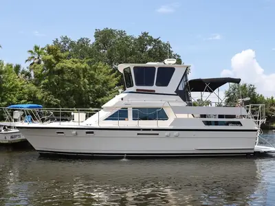 Hatteras 40 DOUBLE CABIN