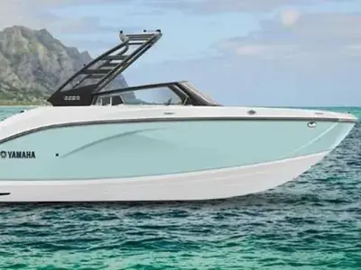 Yamaha 222S