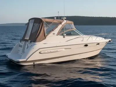 2002 Maxum 3300 SCR