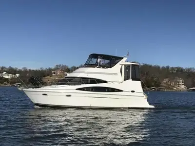 Carver 366 MOTOR YACHT