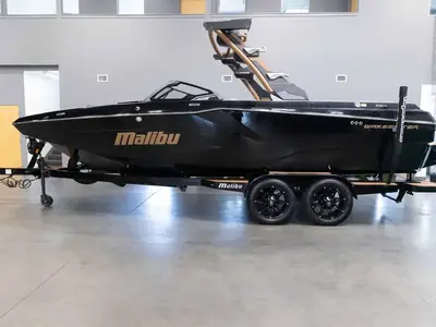 2026 Malibu 23 MXZ