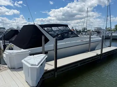 1990 Silverton EXPRESS 34