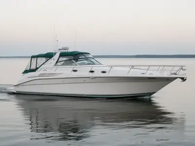 1995 Sea Ray 440 SUNDANCER
