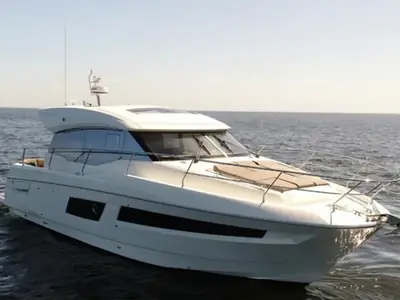 2018 Prestige 460S Coupe