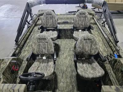 Seaark PROCAT 200