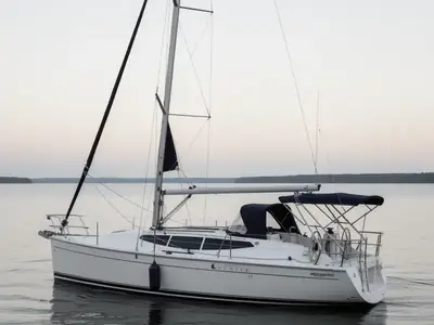 Hunter E33