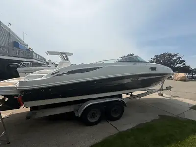Sea Ray 260 Sundeck