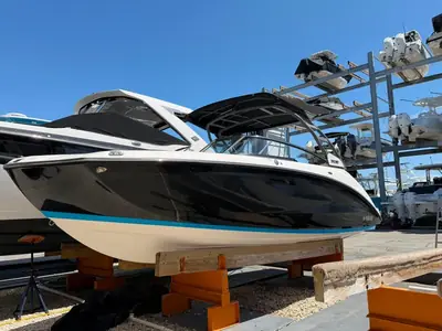 2021 Yamaha 252SD