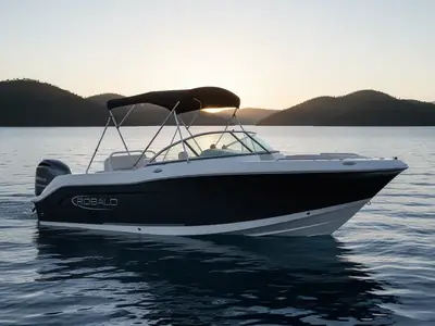 2026 Robalo R207 Dual Console