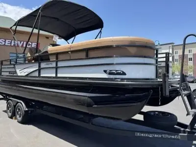 2026 Ranger 220FC